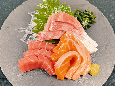 刺身盛り合わせ